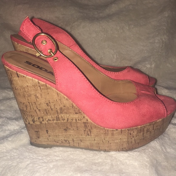 Coral sling back peep toe platform sandal - Picture 3 of 4